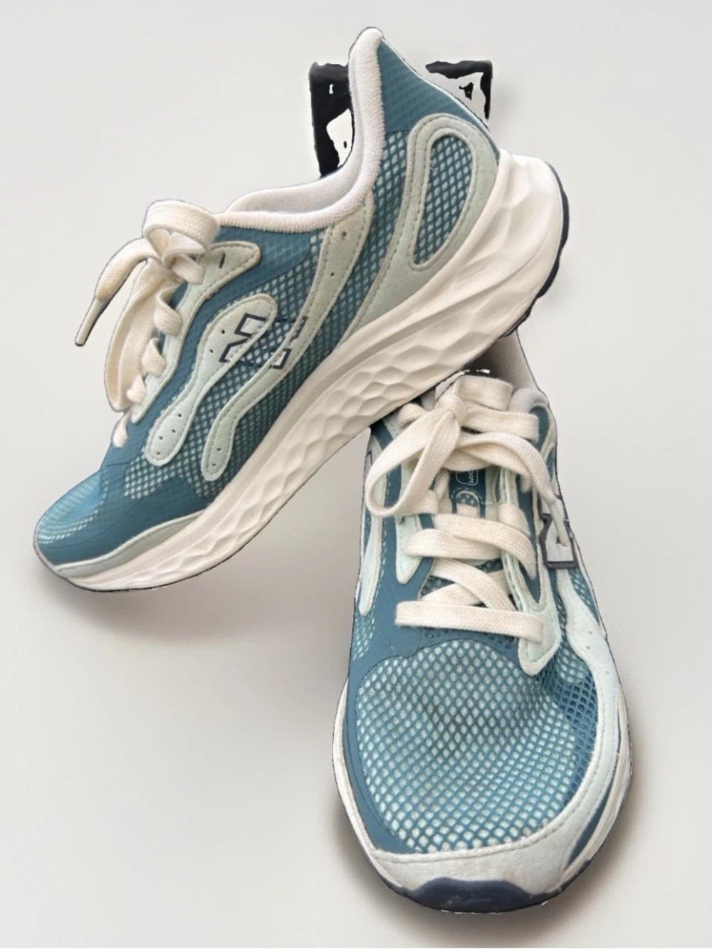 New Balance Womens Fresh Foam Arishi V4 Tiralux Running Shoe Blue - 9.5